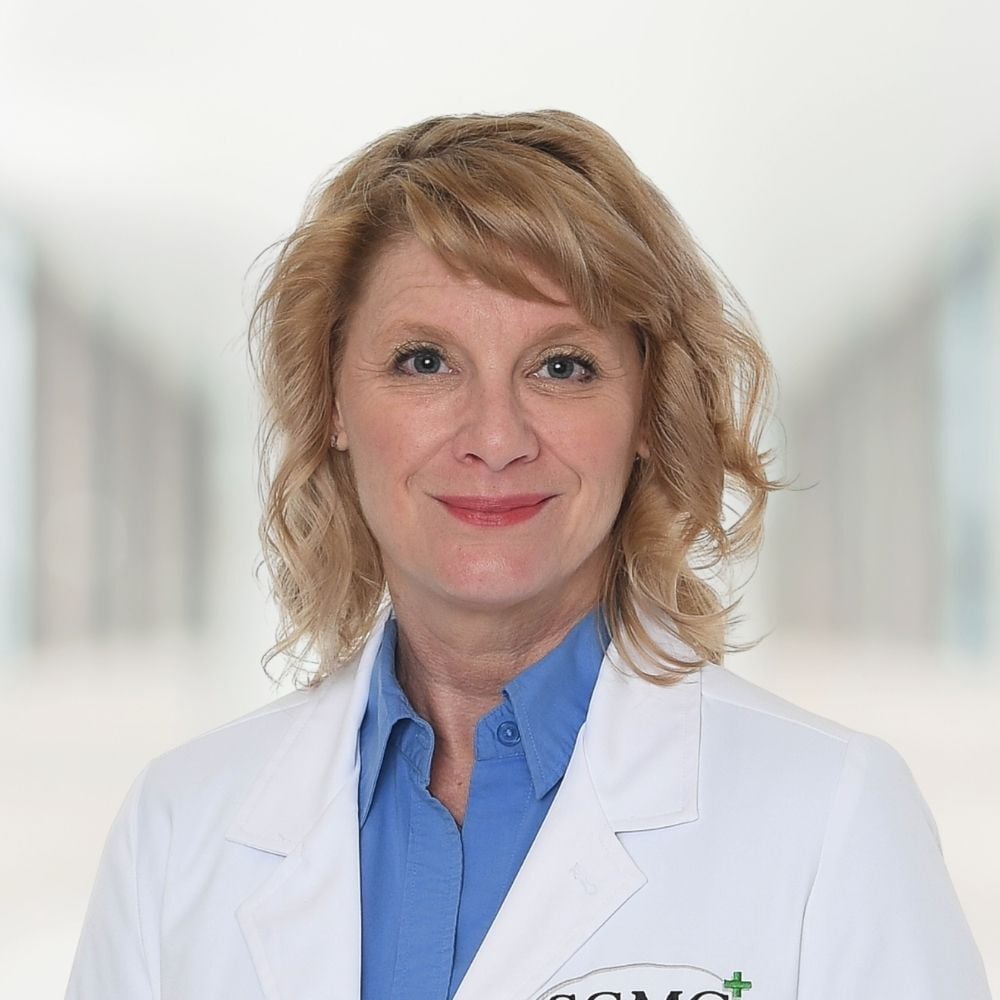 Photo of Anna Jazayeri, MD, PGY1